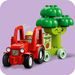 Traktor se zeleninou a ovocem