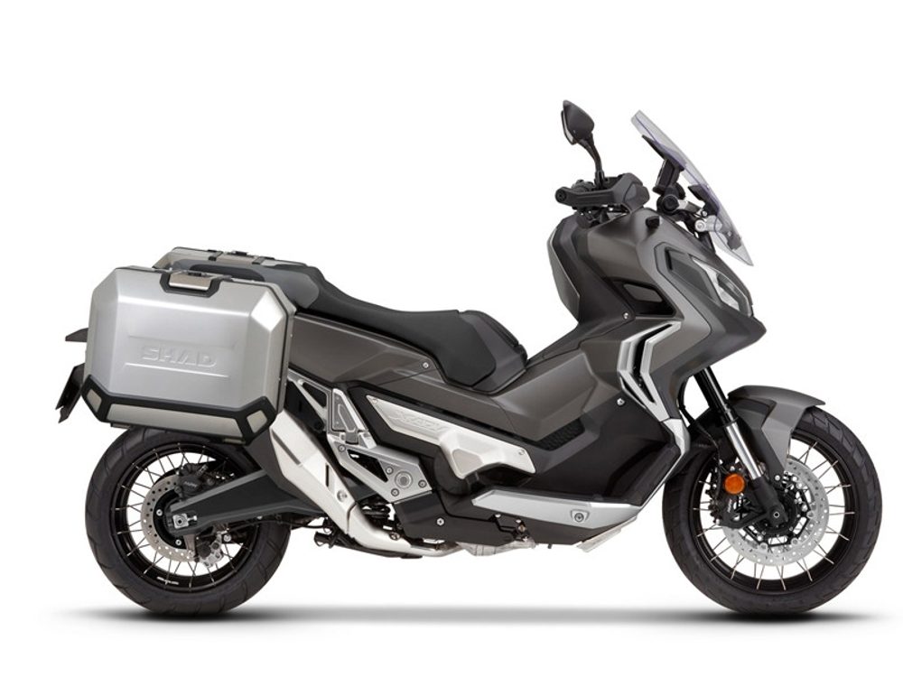 SHAD Kompletní sada bočních hliníkových kufrů SHAD TERRA 36L/36L, včetně montážní sady SHAD HONDA X-ADV 750