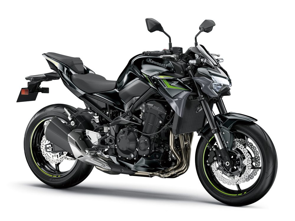 Kawasaki Z900 černá 2024 - Kawasaki Z900 černá 2024 demo 929