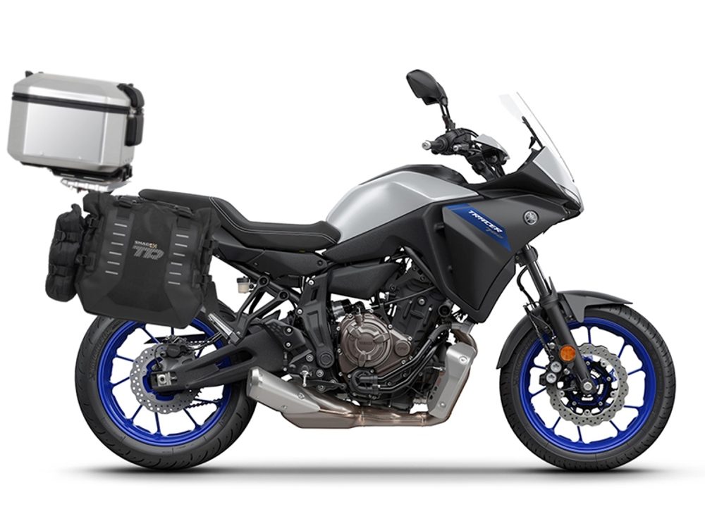 SHAD Kompletní sada bočních adventure brašen SHAD TERRA TR40 a hliníkového 55L vrchního kufru, včetně montážní sady SHAD YAMAHA MT-07 Tracer / Tracer 700