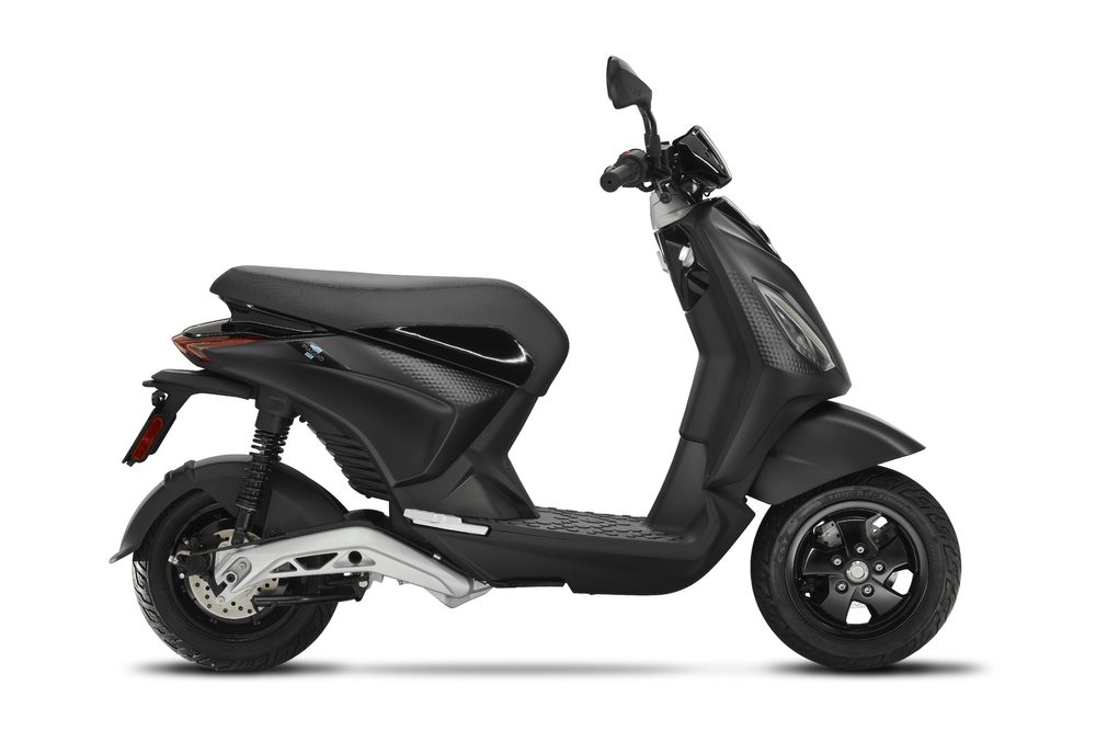 Vespa Piaggio 1 L3 E5 - černá