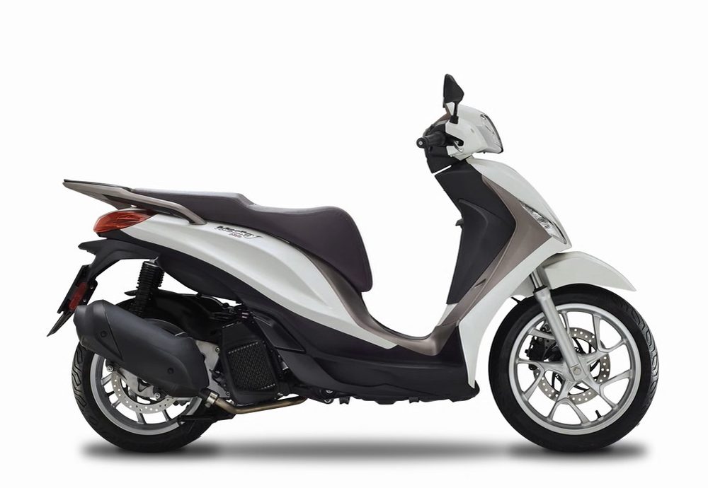 Piaggio Medley 125 ABS Bianco Luna 2024 - Piaggio Medley 125 ABS Bianco Luna 2024 - na objednání