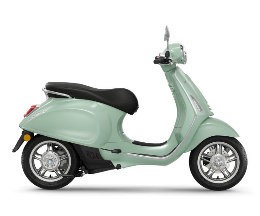 Vespa PV ELETTRICA L1 E5 - zelená 2024 - PV ELETTRICA L1 E5 - zelená 2024 - na objednání