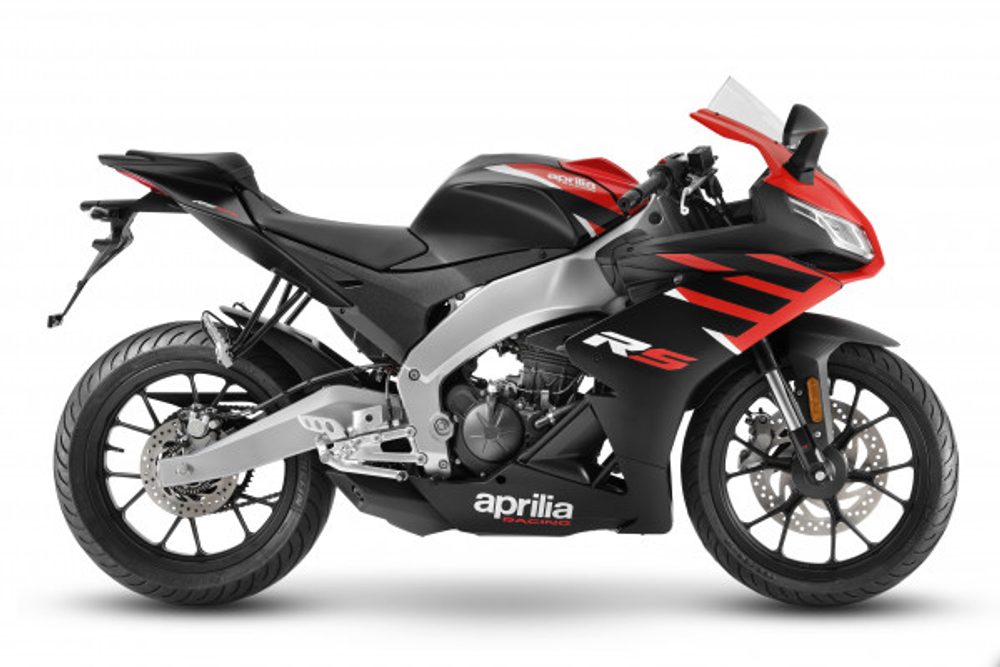  Aprilia RS 125 4-TAKT E5 - černá 2024