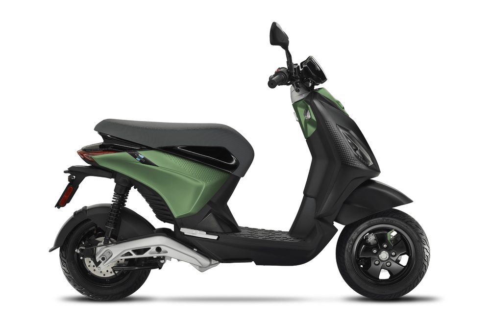 Vespa Piaggio 1 L3 E5 - černá, zelená