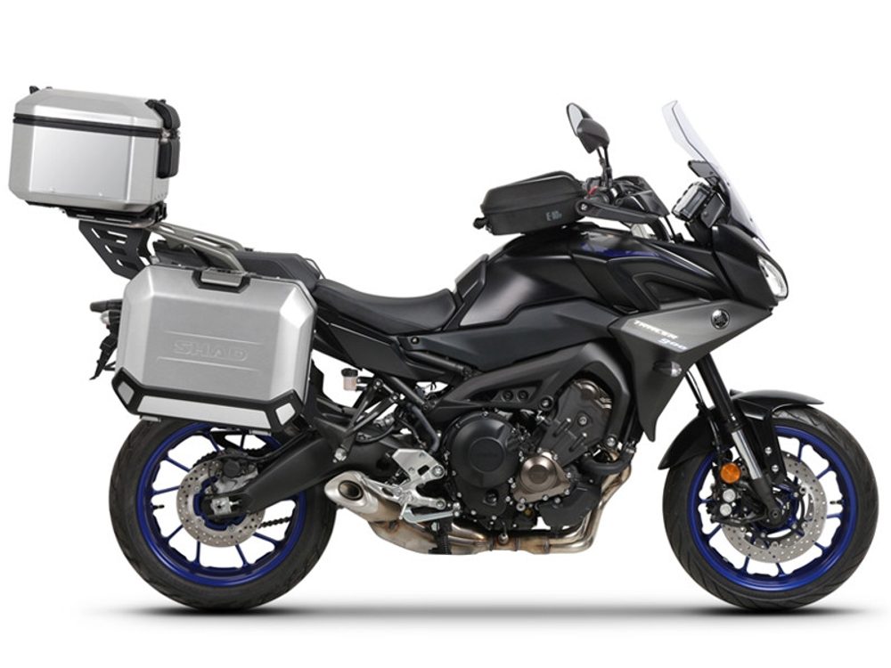 SHAD Kompletní sada hliníkových kufrů SHAD TERRA, 48L topcase 47L/47L boční kufry, včetně montážní sady a plotny SHAD YAMAHA MT-09 Tracer / Tracer 900