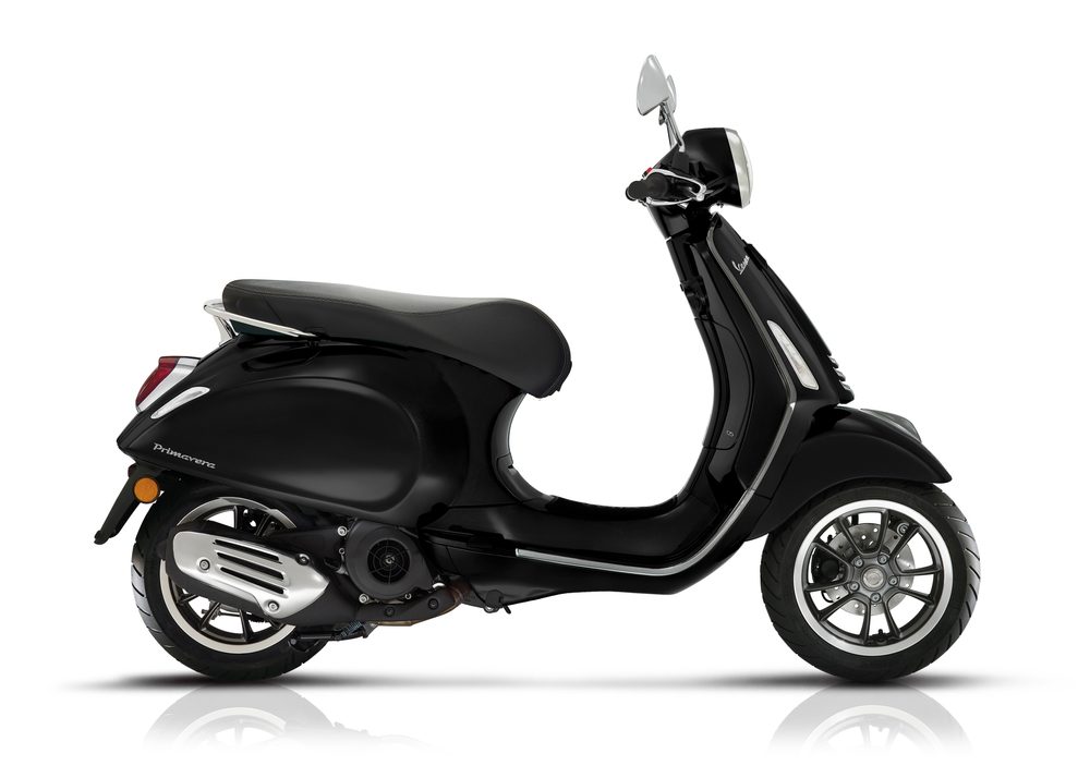 Vespa Primavera 125 S 4T ABS E5 - černá 2024