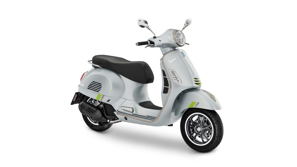 Vespa  GTS 125 ST RST E5 grigio entusiasta 2024 - 	Vespa  GTS 125 ST RST E5 grigio entusiasta 2024 - na objednání