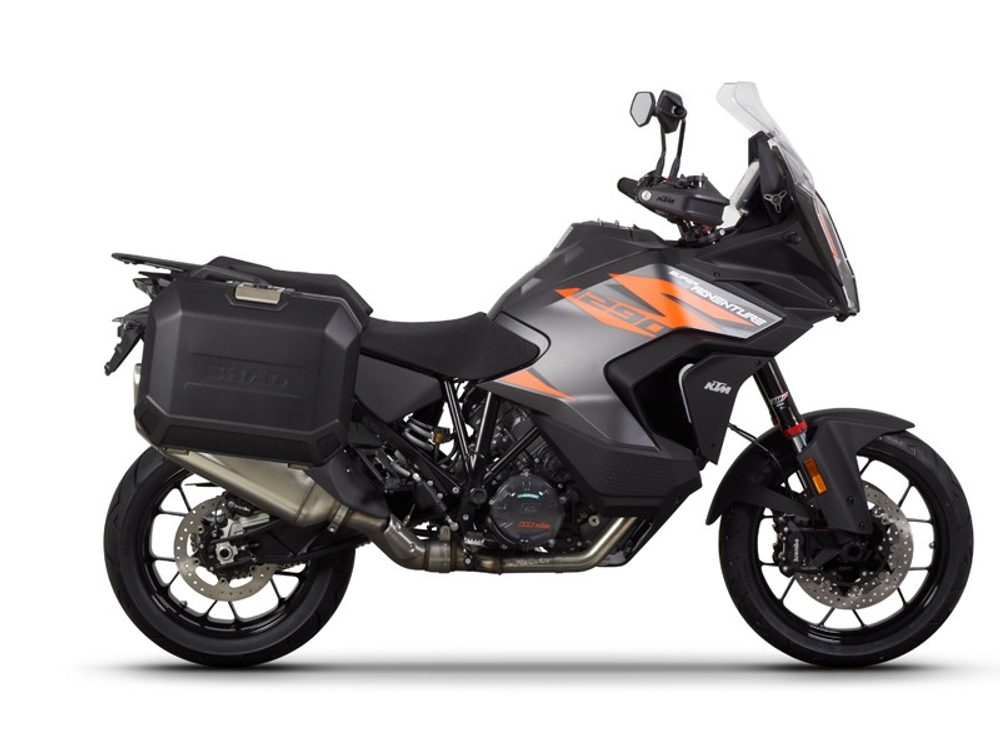 SHAD Kompletní sada bočních černých hliníkových kufrů SHAD TERRA BLACK 36L/47L, včetně montážní sady SHAD KTM Super Adventure 1290 (R, S)