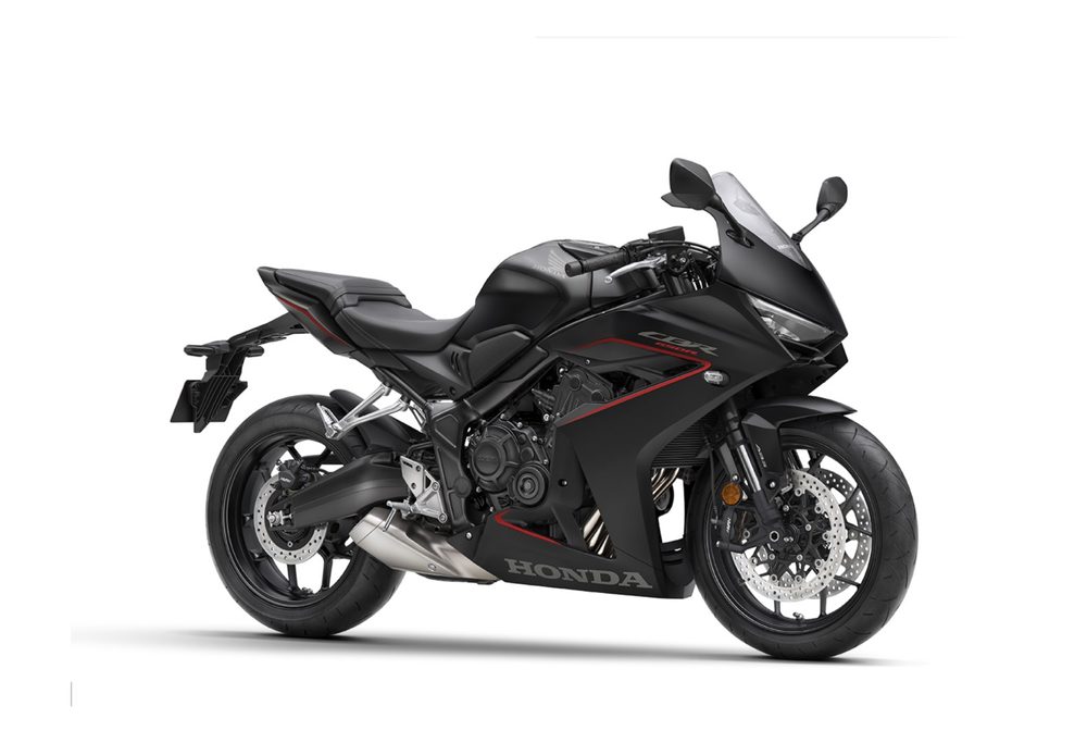 Honda CBR650R s elektronickou spojkou - černá metalická 2024