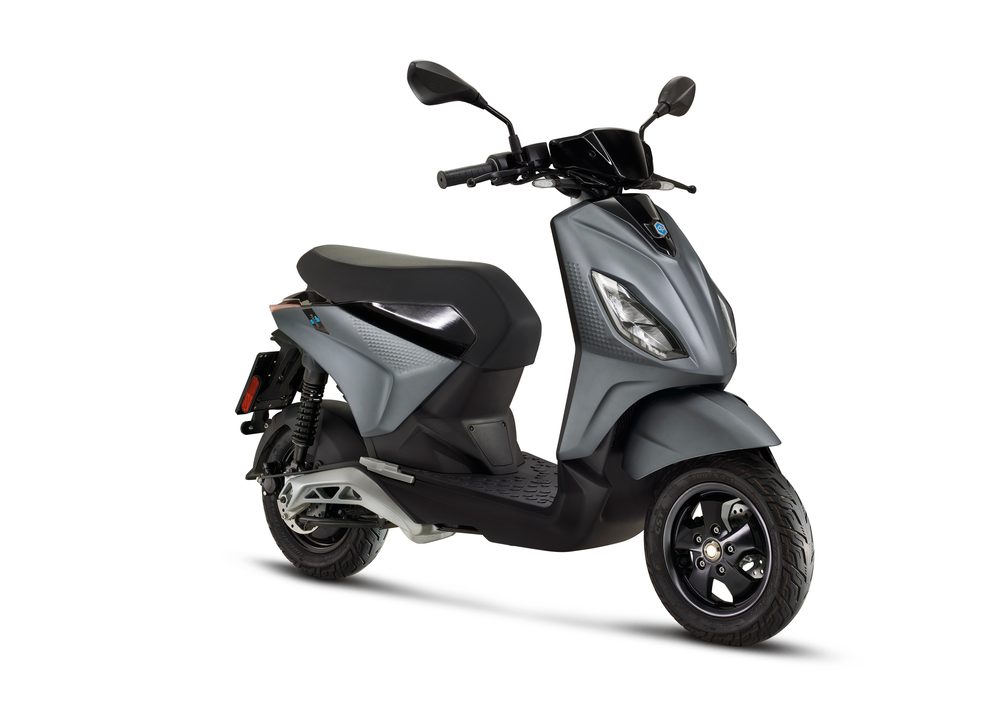 Vespa Piaggio 1 L3 E5 - šedá