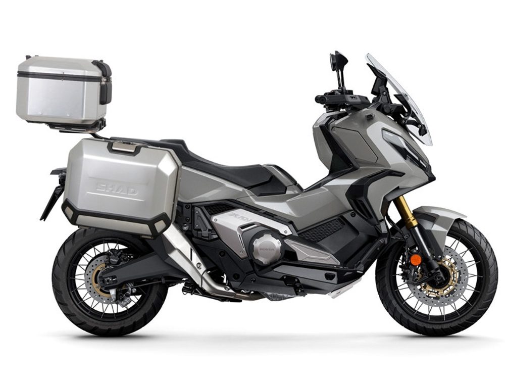 SHAD Kompletní sada hliníkových kufrů SHAD TERRA, 48L topcase 36L/36L boční kufry, včetně montážní sady a plotny SHAD HONDA X-ADV 750