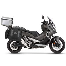 Kompletní sada bočních adventure brašen SHAD TERRA TR40 a hliníkového 48L topcase, včetně montážní sady SHAD HONDA X-ADV 750