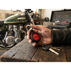 PŘÍVĚSEK NA KLÍČE S LOGEM GS - KLÍČENKY - NA MOTORKÁŘE