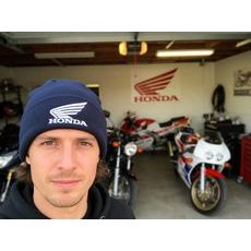 HONDA KŠILTOVKA CAPSULE 25 - ČERVENÁ/MODRÁ - DÁRKY PRO FANOUŠKY HONDA - NA MOTORKÁŘE