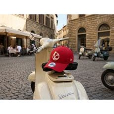 VESPA 80TH KŠILTOVKA NEW ERA - ČERVENÁ - ČEPICE A KŠILTOVKY - NA MOTORKÁŘE