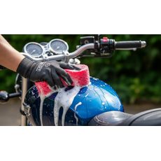 SADA ULTIMATE PRO PÉČI O MOTORKU MUC-OFF 285 - MOTO KOSMETIKA - NA MOTORKU