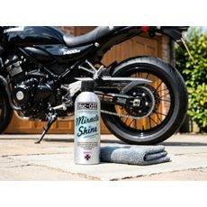 NANO-TECH ČISTIČ MOTOCYKLŮ MUC-OFF 664-CTJ 1 LITR S ROZPRAŠOVAČEM - ČIŠTĚNÍ - NA MOTORKU