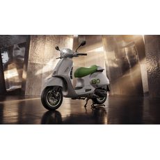 VESPA EDIZIONE OTTANTESIMO 80TH - 2026 - SPECIÁLNÍ EDICE - SKÚTRY
