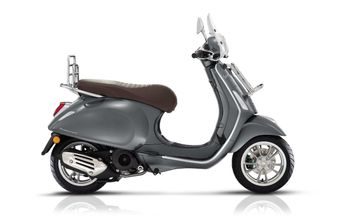 Vespa Primavera 125 Touring 4T E5 2024 - šedá