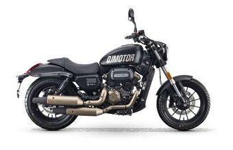 QJMOTOR SRV 300 - černá 2025