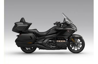 HONDA GL1800 GOLDWING TOUR - ČERNÁ 2026 - GL1800 GOLD WING TOUR - MOTORKY