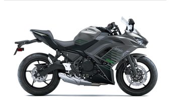 Kawasaki Ninja 650 - šedá 2026