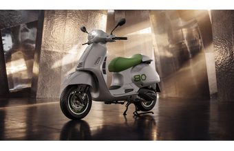 VESPA EDIZIONE OTTANTESIMO 80TH - 2026 - SPECIÁLNÍ EDICE - SKÚTRY