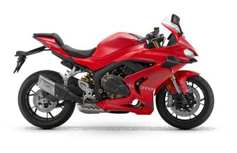 QJMOTOR SRK 800 RR - ČERVENÁ 2026 - SUPERSPORT - MOTORKY