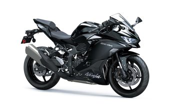 KAWASAKI NINJA ZX-4R - ČERNÁ 2027 - SUPERSPORT & SPORT - MOTORKY