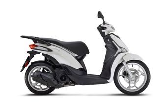 Piaggio Liberty 125 E5+ - Bianco Luna 2025