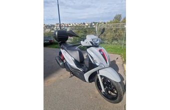 PIAGGIO MEDLEY 125 S - BAZAR - SKÚTRY - MOTOBAZAR