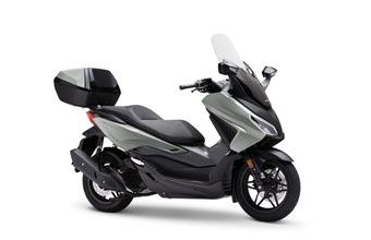 Honda Forza 125 - světlá šedá 2025