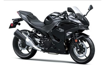 KAWASAKI NINJA 500 - ČERNÁ 2026 - SUPERSPORT & SPORT - MOTORKY