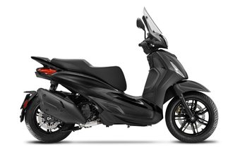 Piaggio Beverly 400 deep black