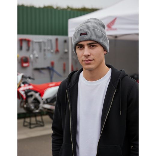 HONDA ČEPICE PADDOCK 23 - ŠEDÁ - DÁRKY PRO FANOUŠKY HONDA - NA MOTORKÁŘE