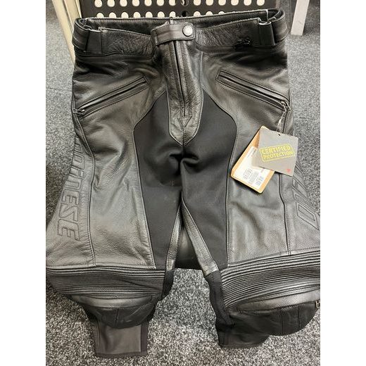 DÁMSKÉ KOŽENÉ KALHOTY DAINESE PONY C2 PELLE LADY - ČERNÁ - XL - KOŽENÉ KALHOTY - NA MOTORKÁŘE