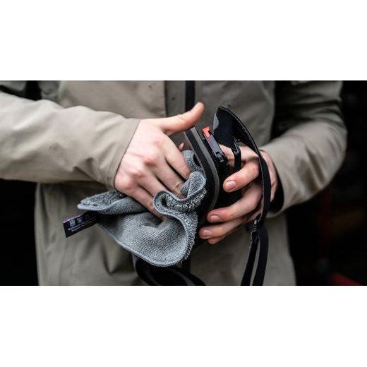 SPREJ PROTI ZAMLŽENÍ MUC-OFF 214-1 32ML - PÉČE O JEZDCE A VYBAVENÍ - NA MOTORKÁŘE