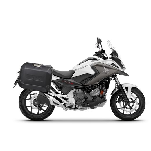 KOMPLETNÍ SADA BOČNÍCH ČERNÝCH HLINÍKOVÝCH KUFRŮ SHAD TERRA BLACK 36L/36L, VČETNĚ MONTÁŽNÍ SADY SHAD HONDA NC 750 X