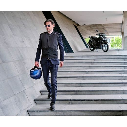 AIRBAGOVÁ BUNDA S ODEPÍNACÍMI RUKÁVY TUCANO URBANO AIRSCUD - AIRBAGOVÉ BUNDY - NA MOTORKÁŘE