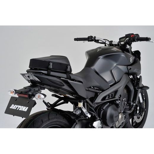 BRAŠNA NA SEDADLO SPOLUJEZDCE OBJEM 4 L, HENLYBEGINS (KARBON DEKOR, ČERNÝ LEM) - BRAŠNY - NA MOTORKU