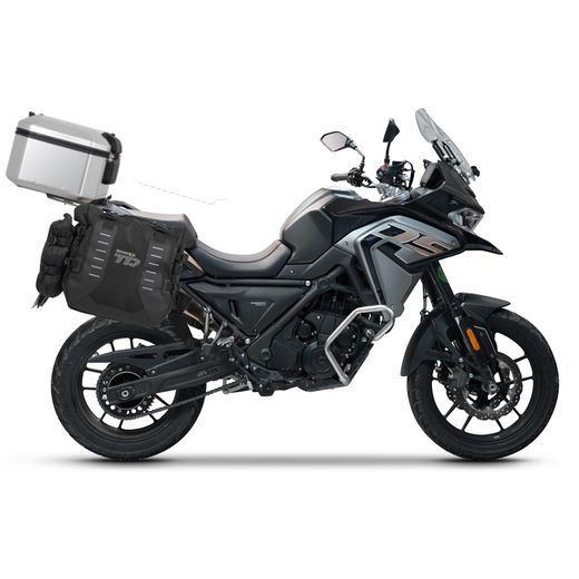 KOMPLETNÍ SADA BOČNÍCH ADVENTURE BRAŠEN SHAD TERRA TR40 A HLINÍKOVÉHO 55L VRCHNÍHO KUFRU, VČETNĚ MONTÁŽNÍ SADY SHAD VOGE 650DS / 650DSX