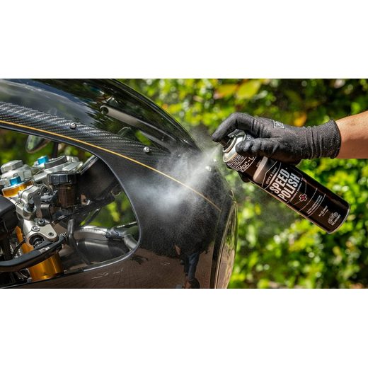 SPREJ NA RYCHLÉ LEŠTĚNÍ MUC-OFF 627 400ML - ČIŠTĚNÍ - NA MOTORKU