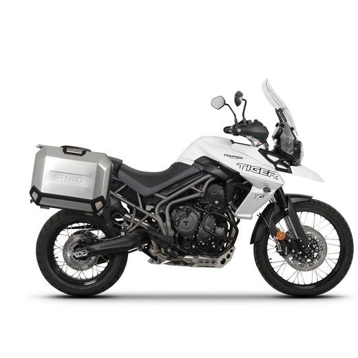 KOMPLETNÍ SADA BOČNÍCH ČERNÝCH HLINÍKOVÝCH KUFRŮ SHAD TERRA BLACK 36L/47L, VČETNĚ MONTÁŽNÍ SADY SHAD TRIUMPH TIGER 800 - SADY - NA MOTORKU