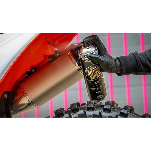 SILIKONOVÝ LESK NA MOTOCYKLY MUC-OFF 626 500ML - DÁRKY PRO MOTOKROSAŘE - NA MOTORKÁŘE