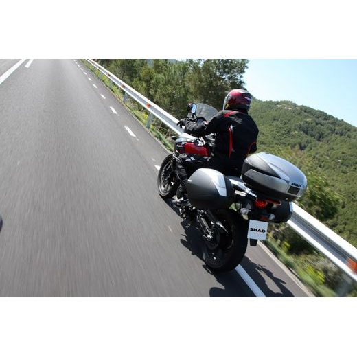 BOČNÍ KUFRY S BAREVNÝM KRYTEM SHAD SH36 NOVÝ TITAN (PÁR) SE ZÁMKEM PREMIUM - BOČNÍ KUFRY - NA MOTORKU