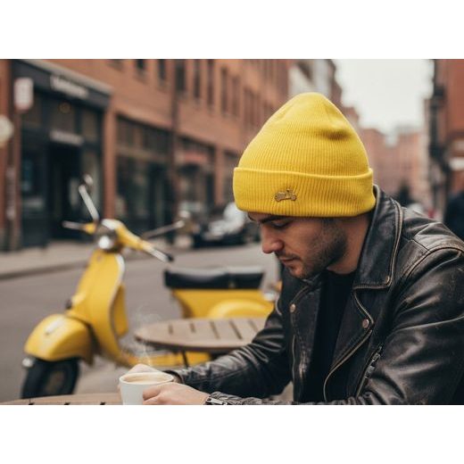 ČEPICE VESPA ŽLUTÁ - DÁRKY PRO FANOUŠKY VESPA - NA MOTORKÁŘE