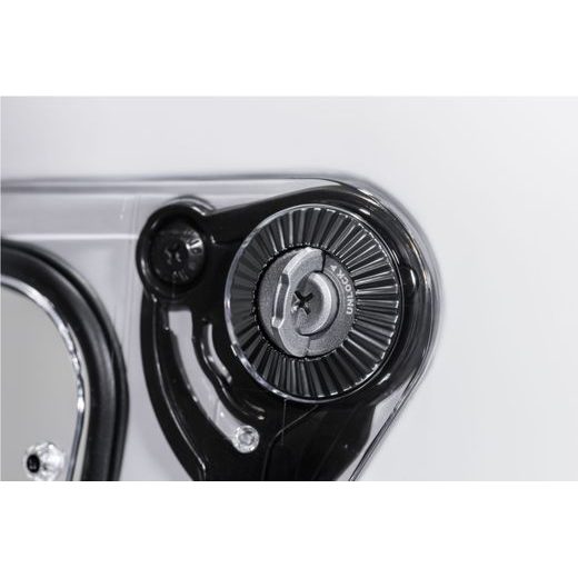 HJC PŘILBA V10 SOLID WHITE - BEZ SLUNEČNÍ CLONY - NA MOTORKÁŘE