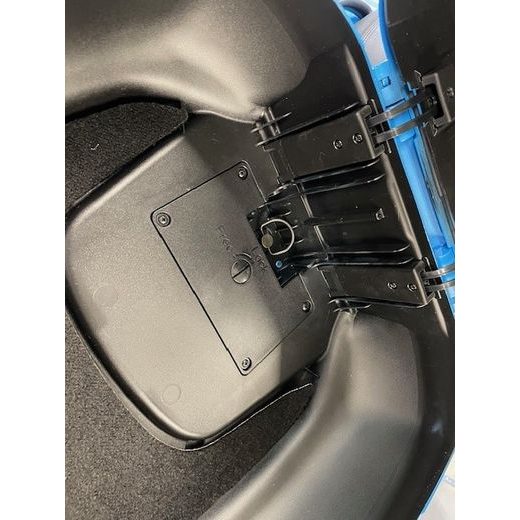 VRCHNÍ KUFR PRO VESPA GTS SUPER SPORT E5+ - MODRÁ - HORNÍ KUFRY - NA MOTORKU