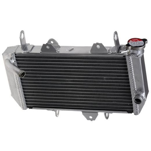 CHLADIČ YAMAHA [**], Q-TECH - NÁHRADNÍ DÍLY A TUNING - NA MOTORKU